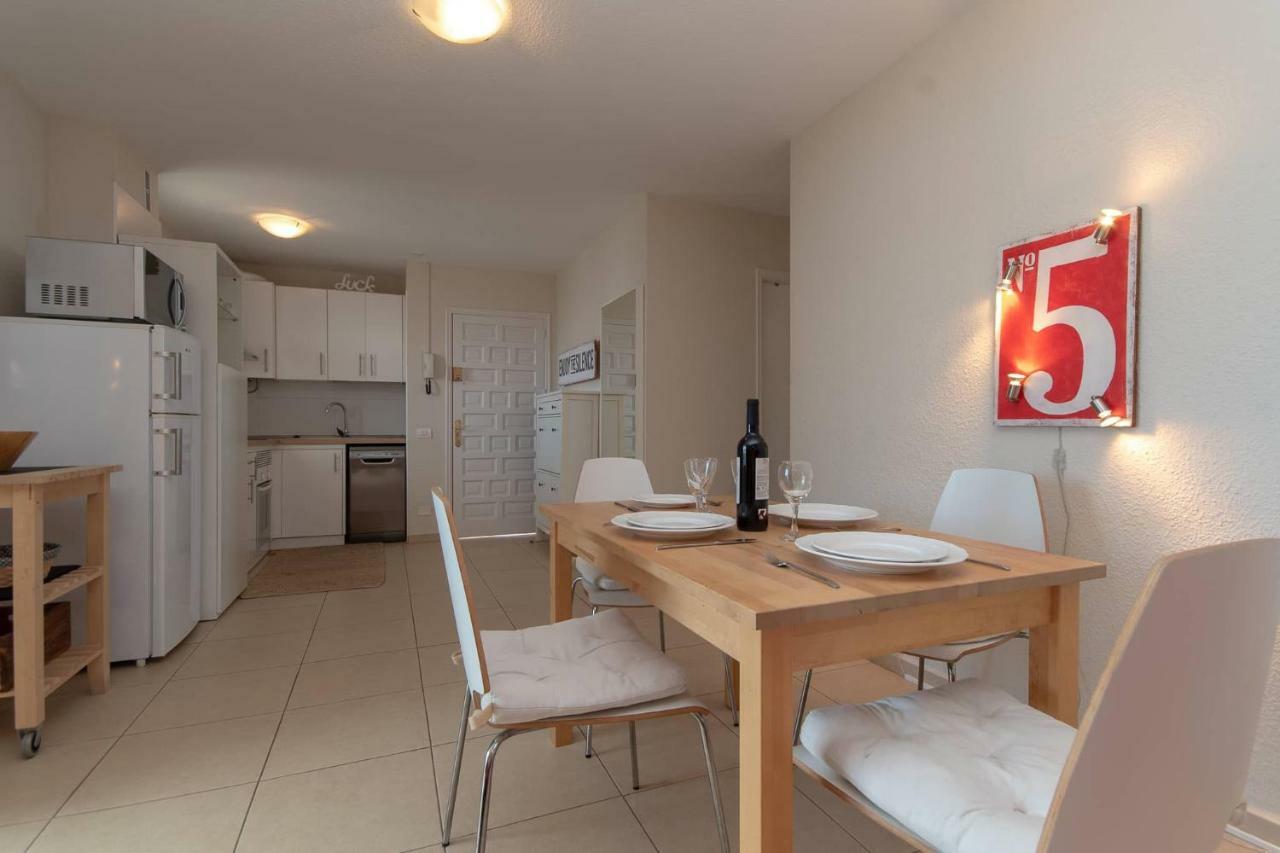 Great 2 Beds Apartment Los Cristianos Los Cristianos  Εξωτερικό φωτογραφία